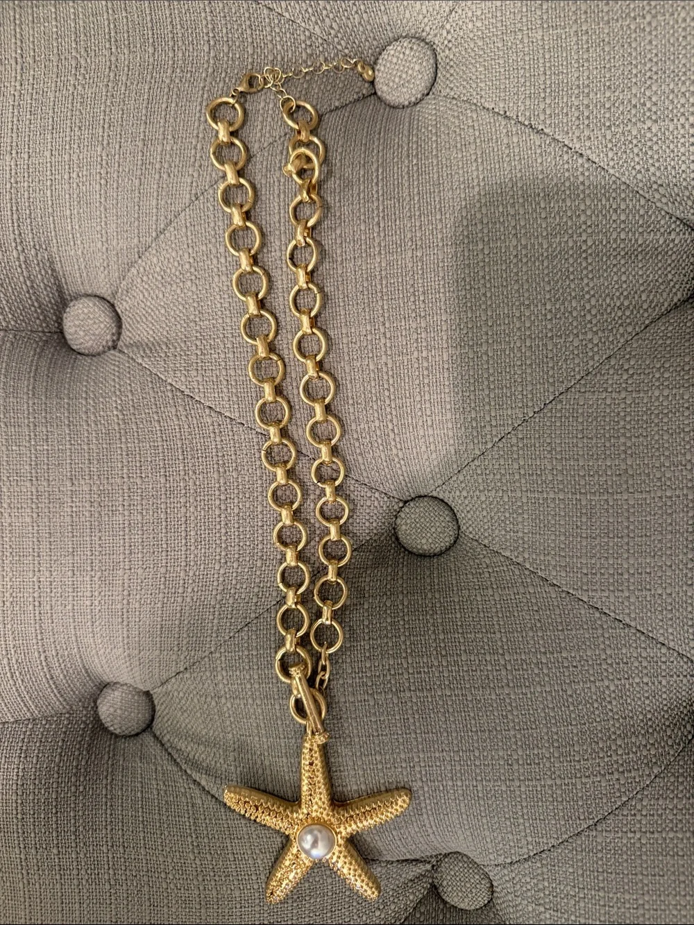 Gold Starfish Pendant Necklace - Unbranded